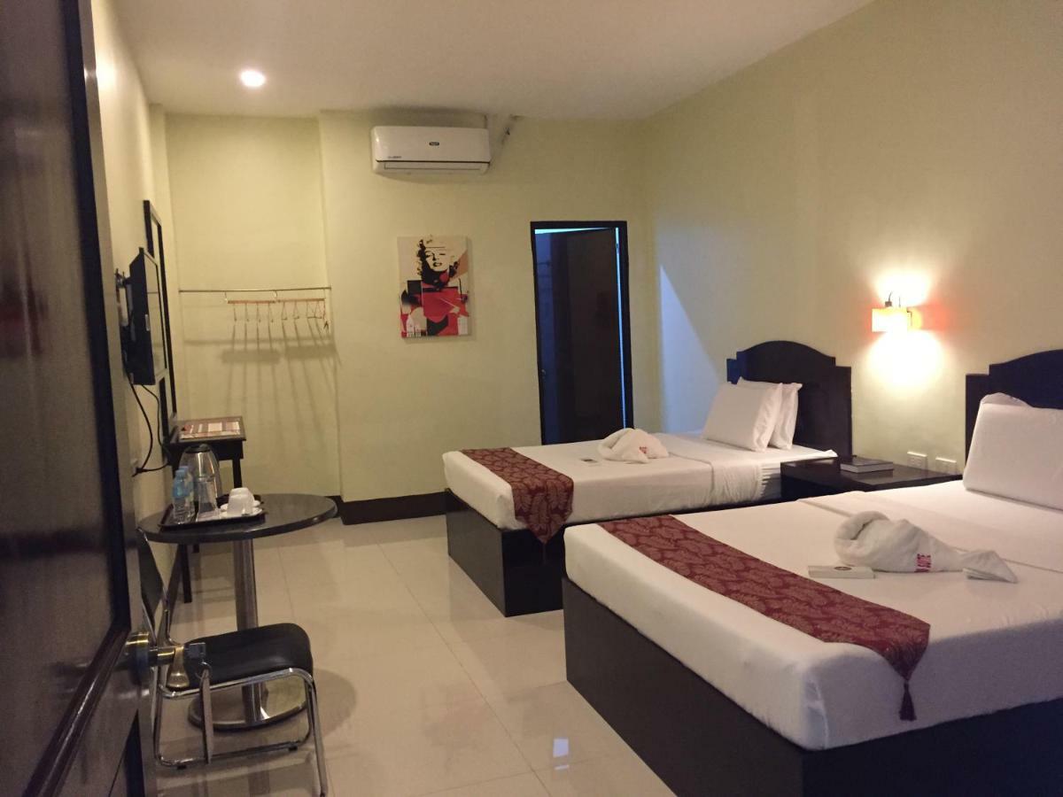 Hollywood Suites General Santos City 外观 照片
