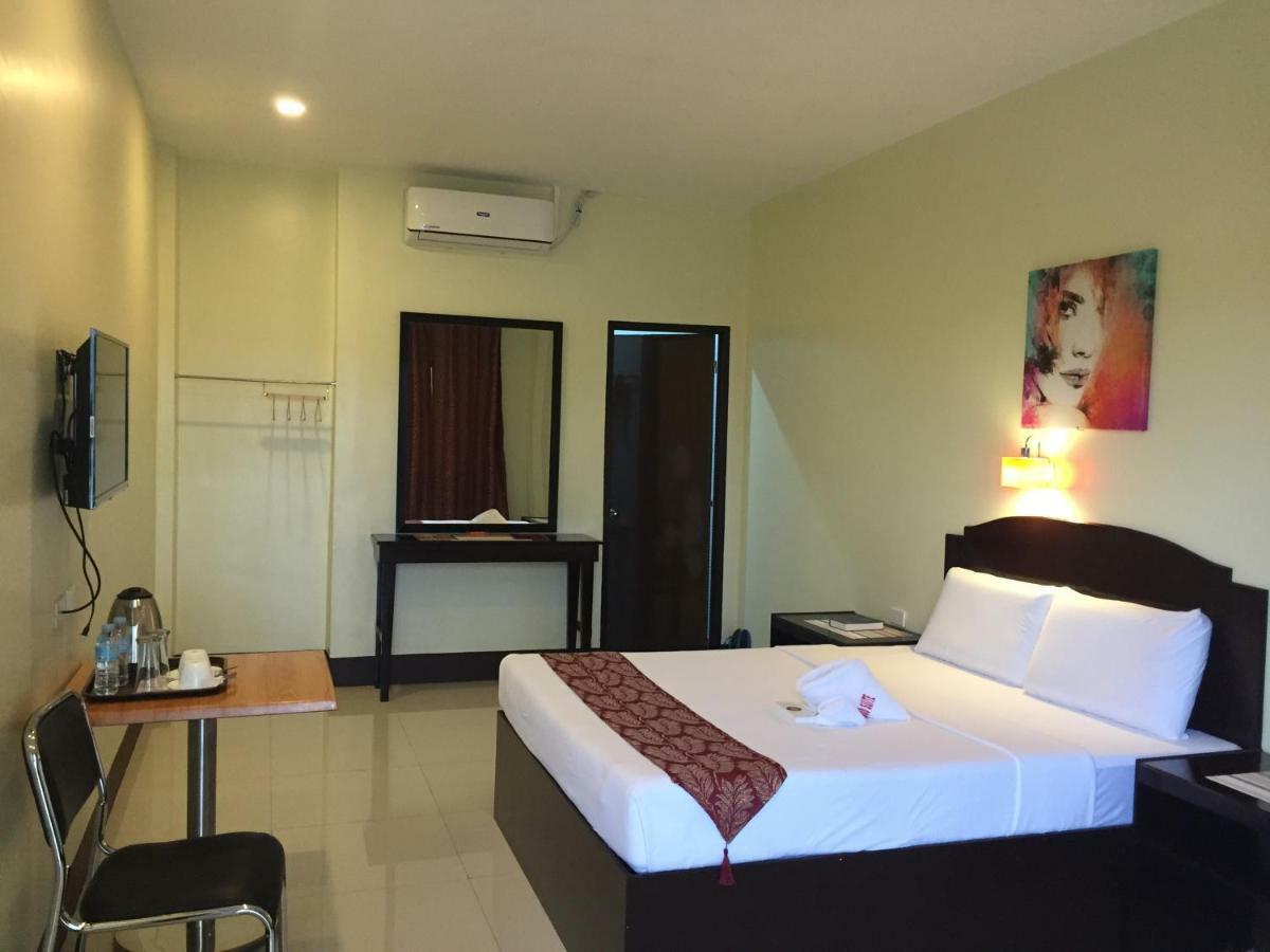 Hollywood Suites General Santos City 外观 照片