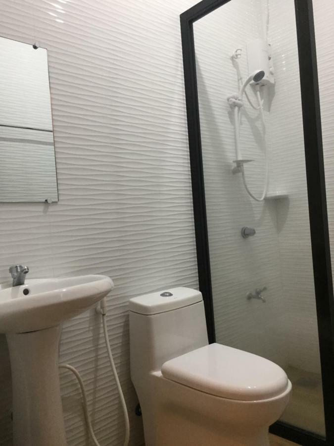 Hollywood Suites General Santos City 外观 照片